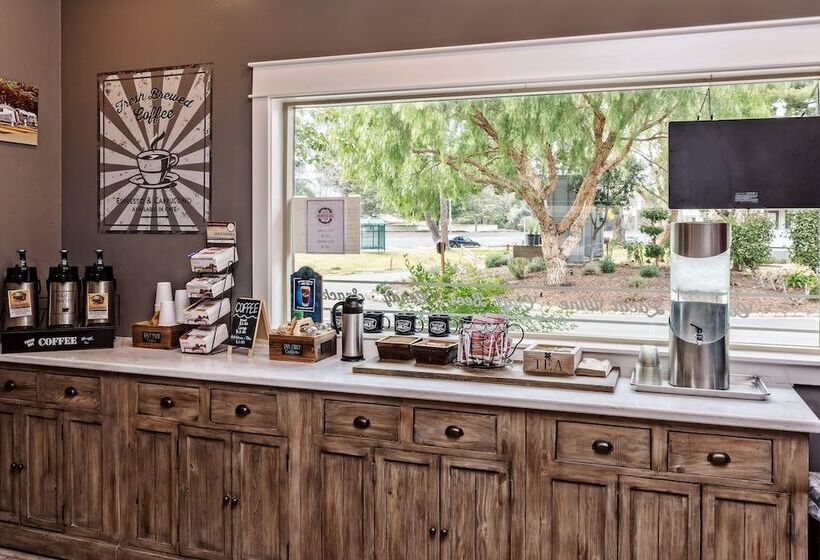 Flying Flags Rv Resort & Campground