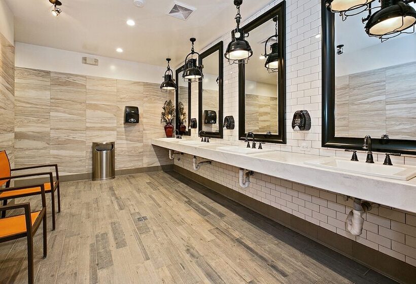 Flying Flags Rv Resort & Campground