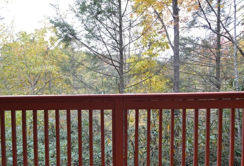 Honeymoon Hills Gatlinburg Cabin Rentals