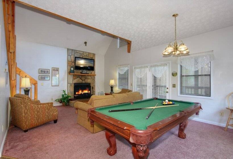 Honeymoon Hills Gatlinburg Cabin Rentals