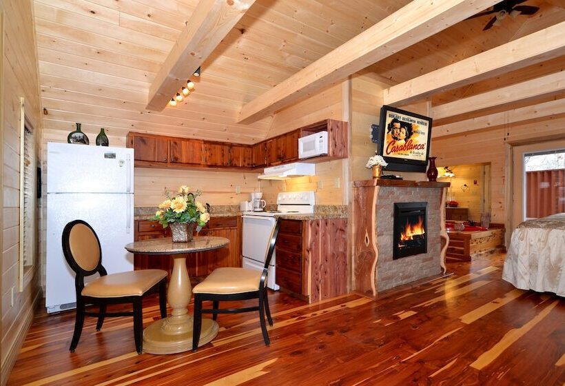 Honeymoon Hills Gatlinburg Cabin Rentals