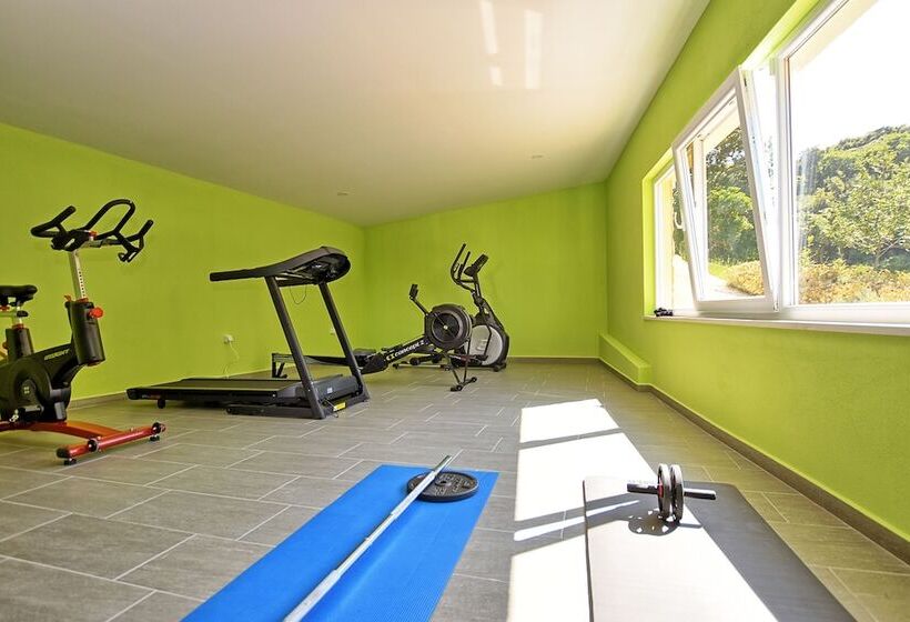 Lastura Aparthotel & Mobile Homes