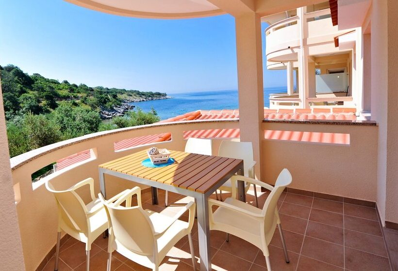 Lastura Aparthotel & Mobile Homes