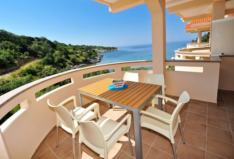 Lastura Aparthotel & Mobile Homes