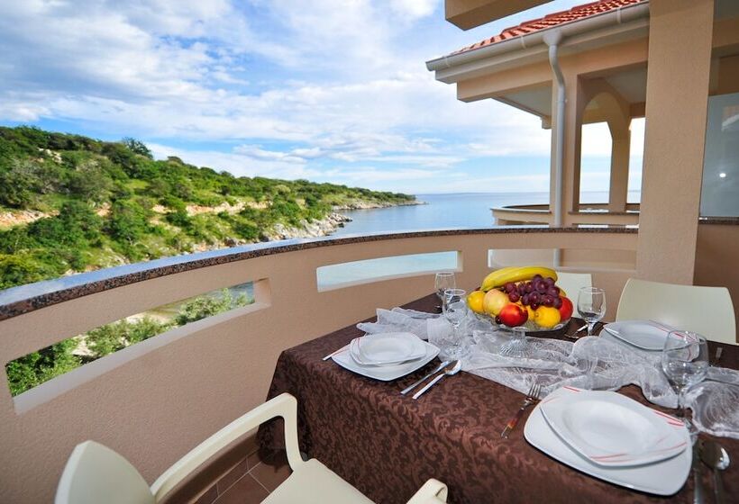 Lastura Aparthotel & Mobile Homes