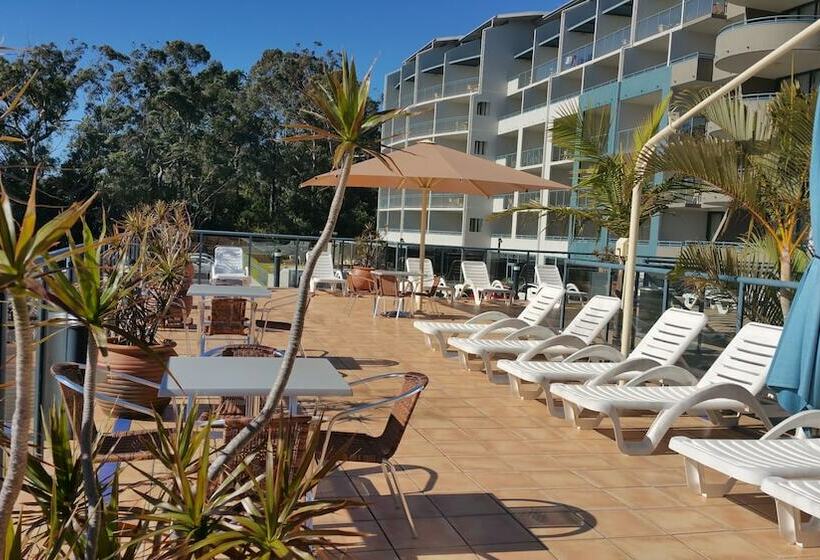 ホテル Bali In Broughton