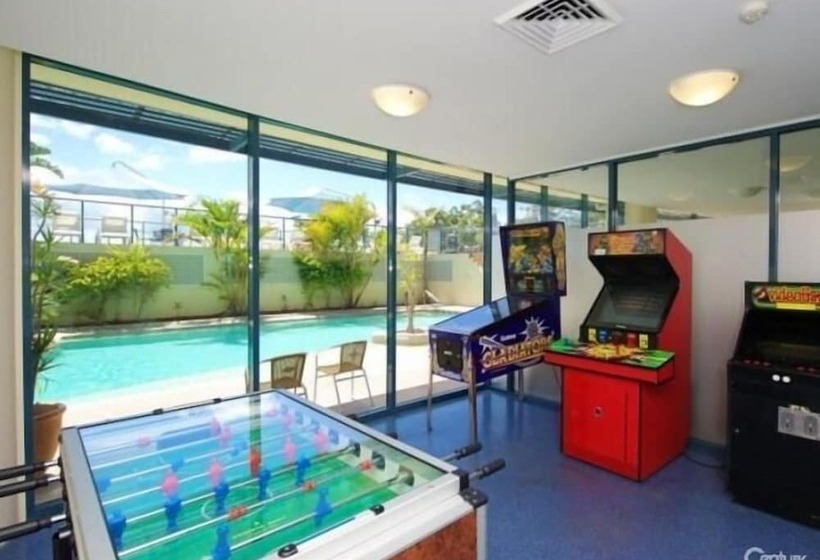 ホテル Bali In Broughton