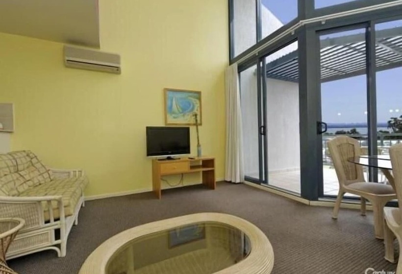 ホテル Bali In Broughton