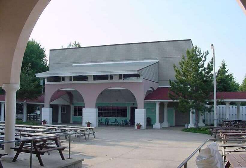 酒店 Brennan Beach Rv Resort   Caravan Park