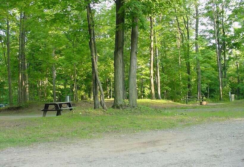 酒店 Brennan Beach Rv Resort   Caravan Park