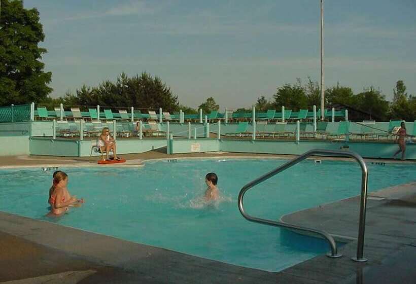 酒店 Brennan Beach Rv Resort   Caravan Park