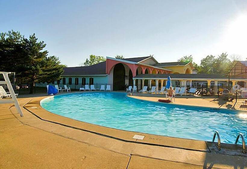 酒店 Brennan Beach Rv Resort   Caravan Park