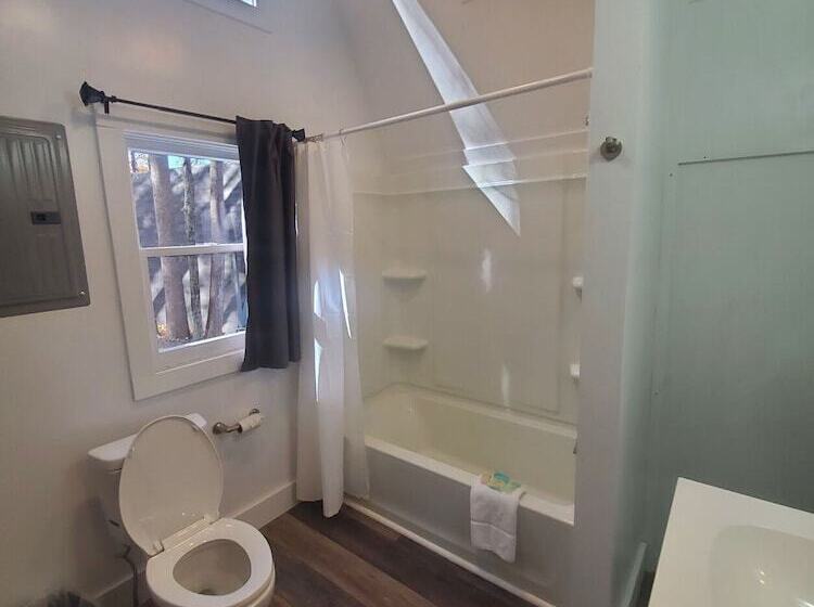 فندق Coolfont Resort