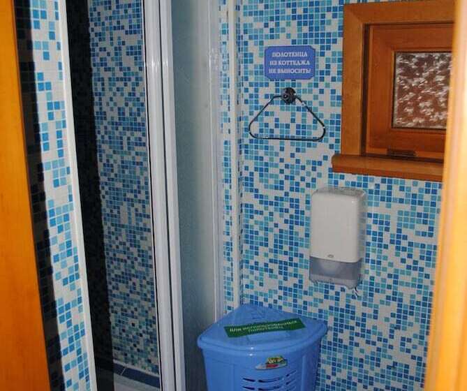 هتل Kompleks Otdykha Elki Palki