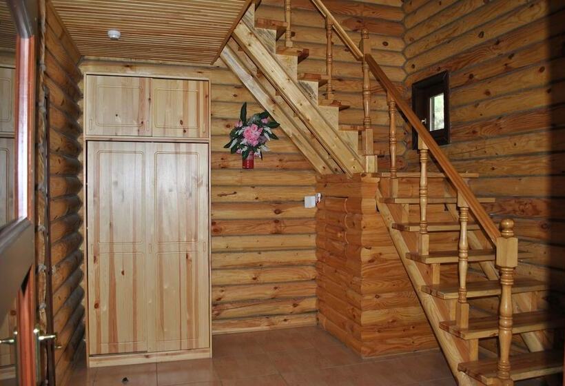 هتل Kompleks Otdykha Elki Palki