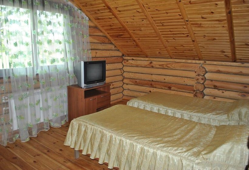 هتل Kompleks Otdykha Elki Palki