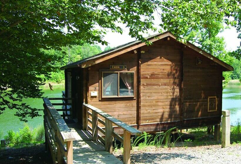 فندق Forest Lake Rv & Camping Resort