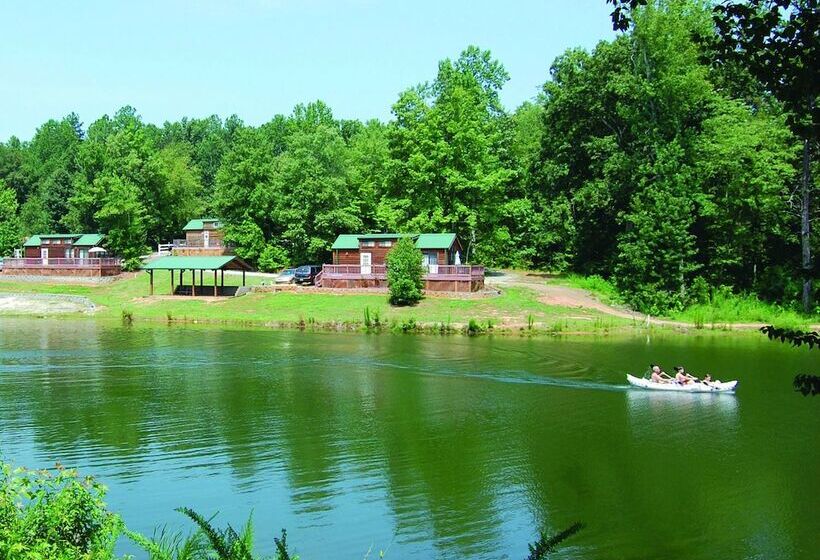 فندق Forest Lake Rv & Camping Resort