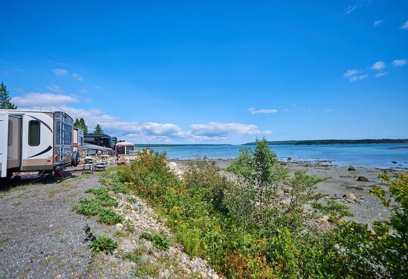 فندق Narrows Too Camping Resort