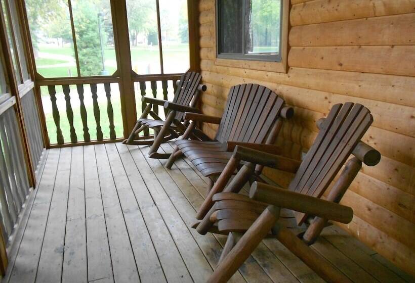 فندق Neshonoc Lakeside Camping Resort