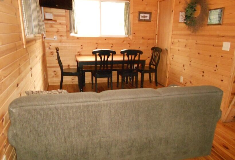 فندق Neshonoc Lakeside Camping Resort