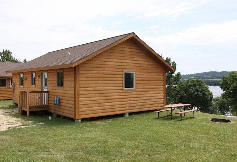 فندق Neshonoc Lakeside Camping Resort