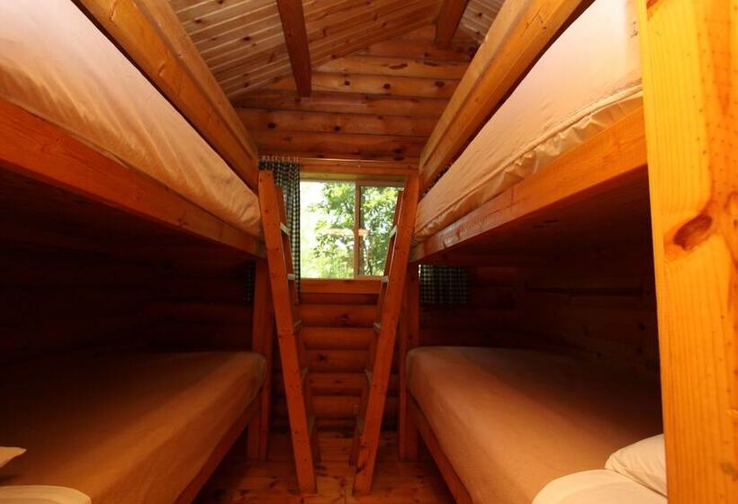 فندق Neshonoc Lakeside Camping Resort