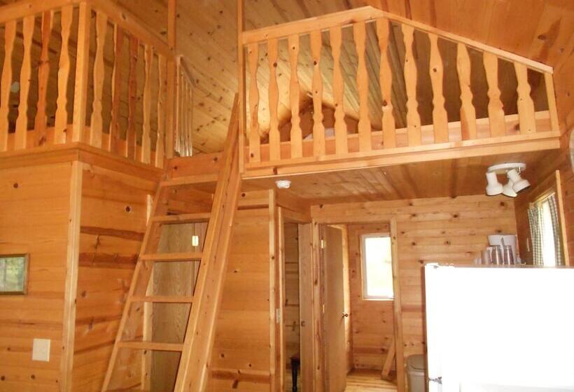 فندق Neshonoc Lakeside Camping Resort