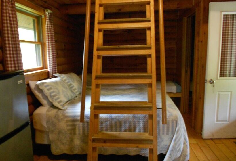 فندق Neshonoc Lakeside Camping Resort