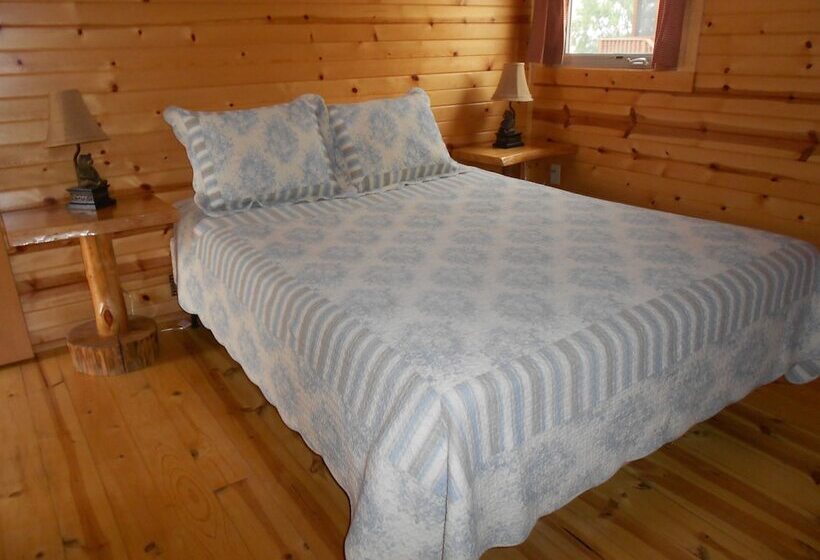 فندق Neshonoc Lakeside Camping Resort