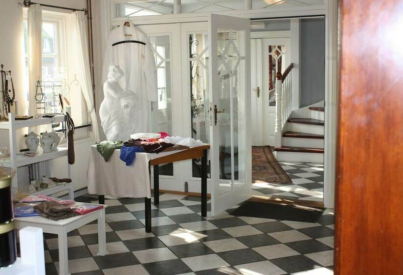 هتل Rudbøl Grænsekro