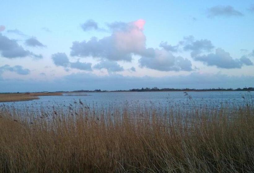 هتل Rudbøl Grænsekro