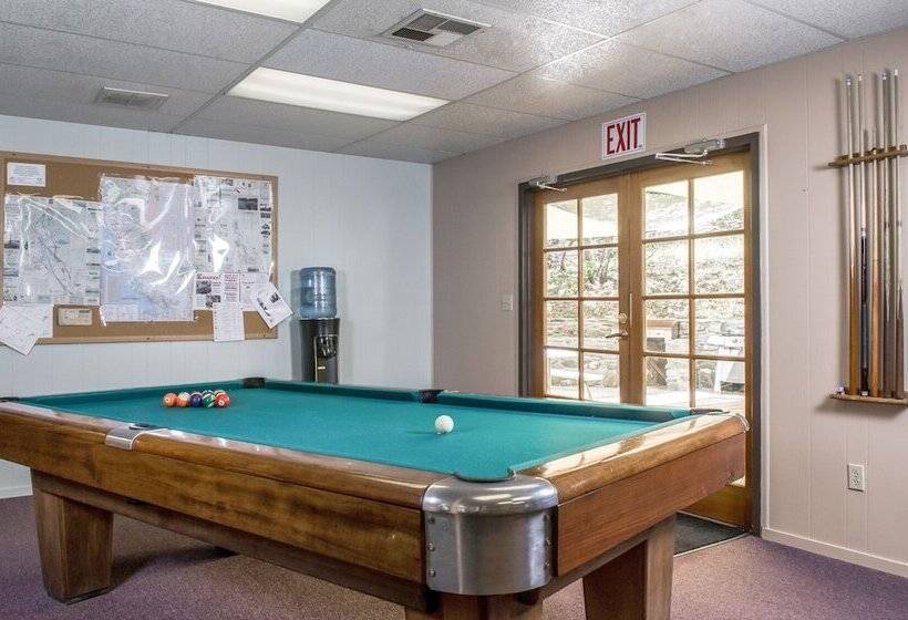 호텔 Russian River Rv Campground