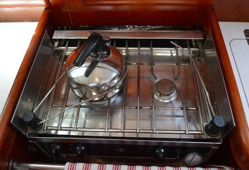 فندق Sail Florida Adventures