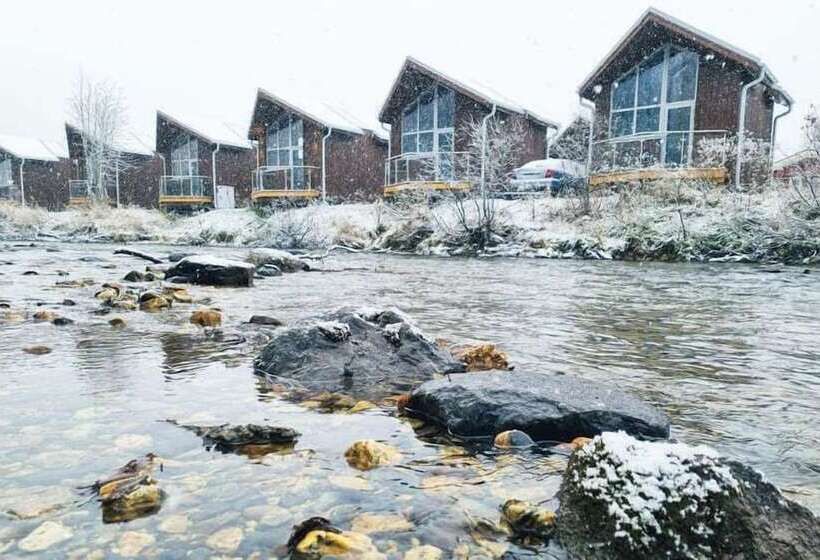 هتل Tromsø Lodge & Camping