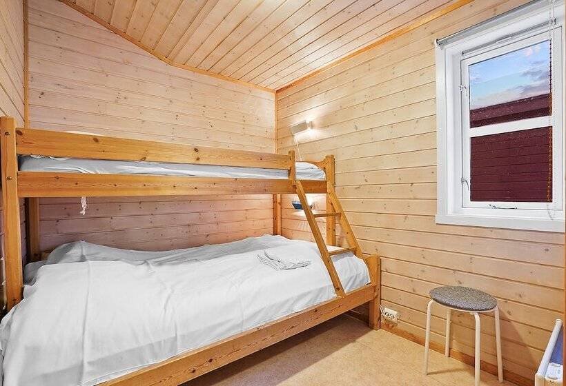 هتل Tromsø Lodge & Camping