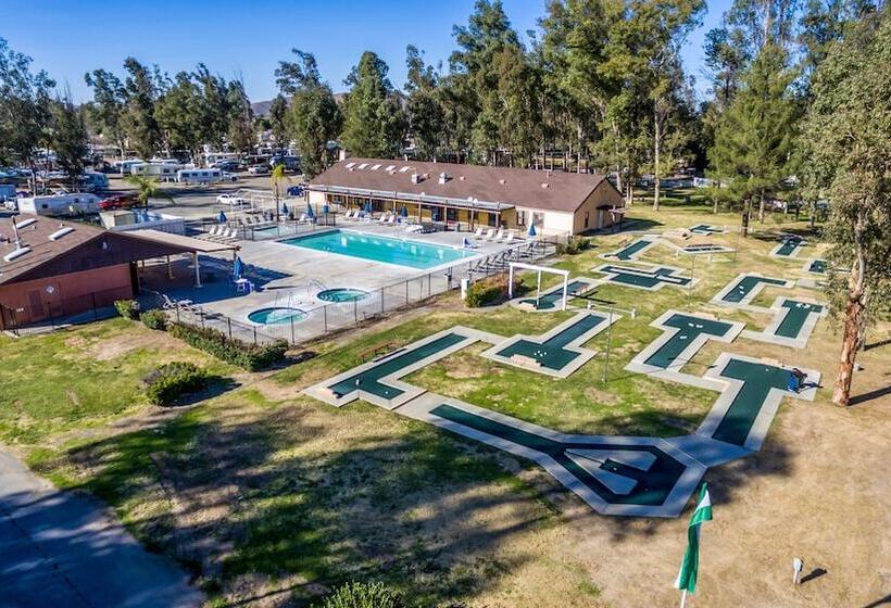 فندق Wilderness Lakes Rv Resort