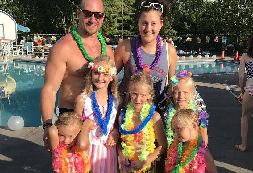 בית מלון כפרי Yogi Bear S Jellystone Park Camp Resort Wisconsin Dells