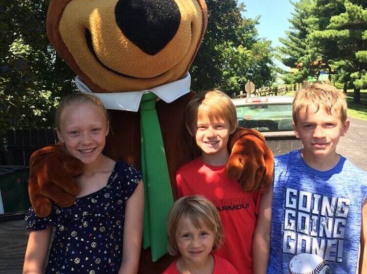 בית מלון כפרי Yogi Bear S Jellystone Park Camp Resort Wisconsin Dells