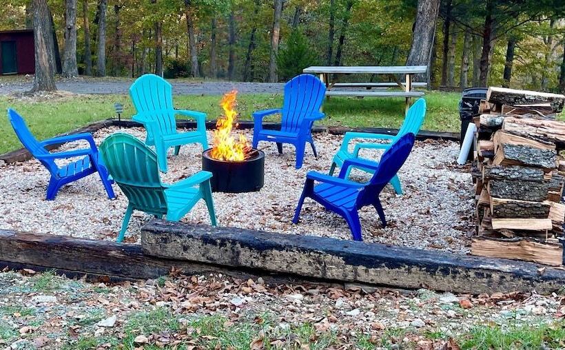 Lake Forest Luxury Log Cabins