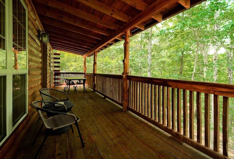 Lake Forest Luxury Log Cabins