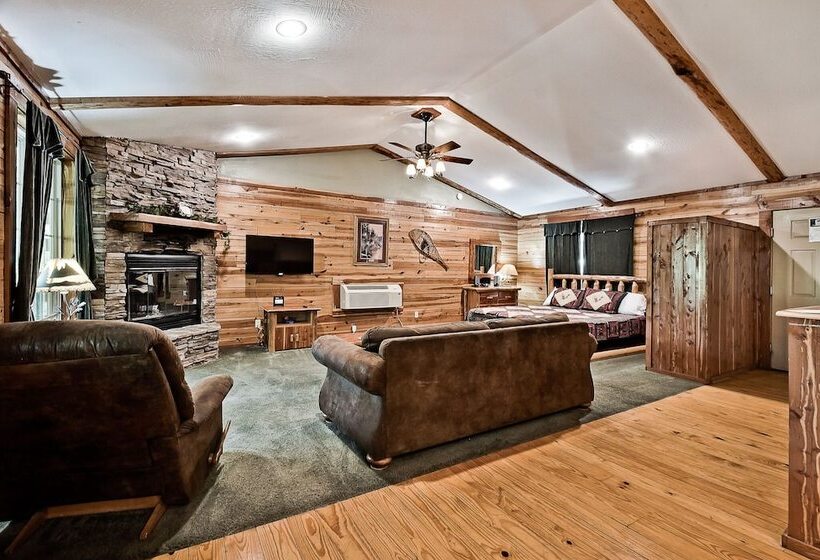 Lake Forest Luxury Log Cabins