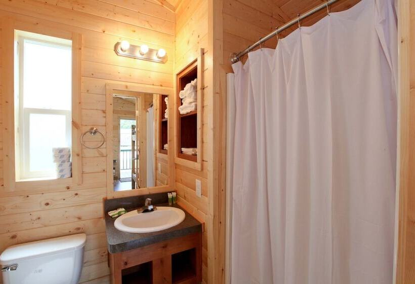 Long Beach Rv & Camping Resort