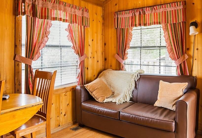 Long Beach Rv & Camping Resort