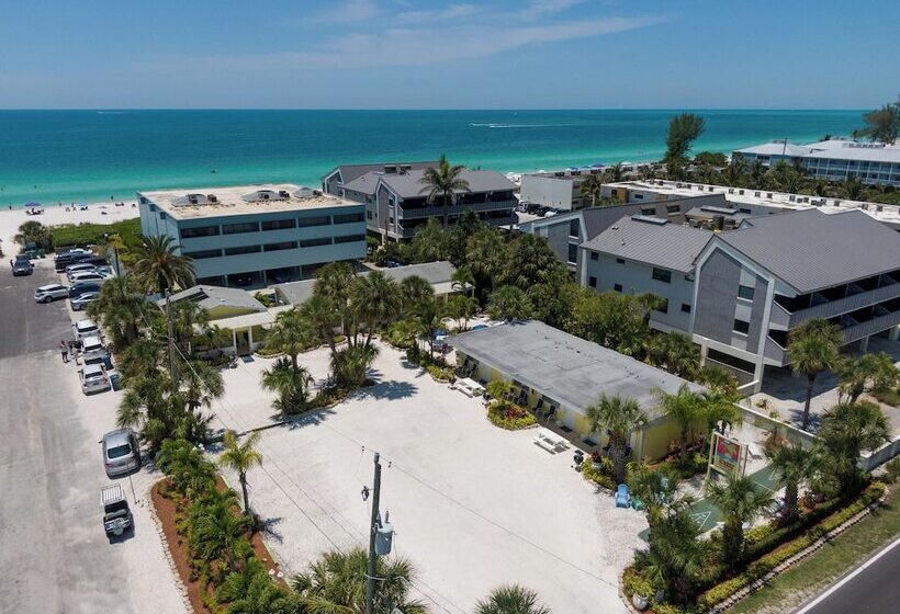 فندق على الطريق Tropical Breeze Beach Club