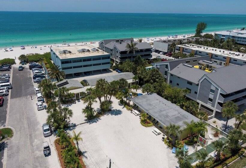 فندق على الطريق Tropical Breeze Beach Club