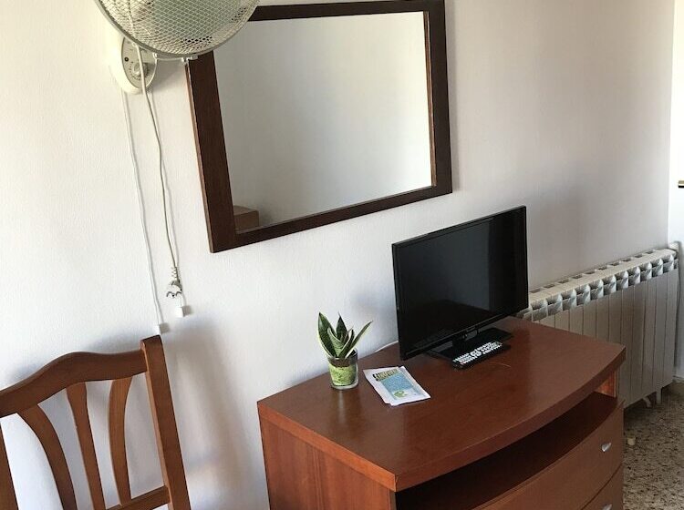 Пансион Torredembarra