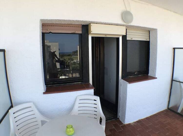 Пансион Torredembarra