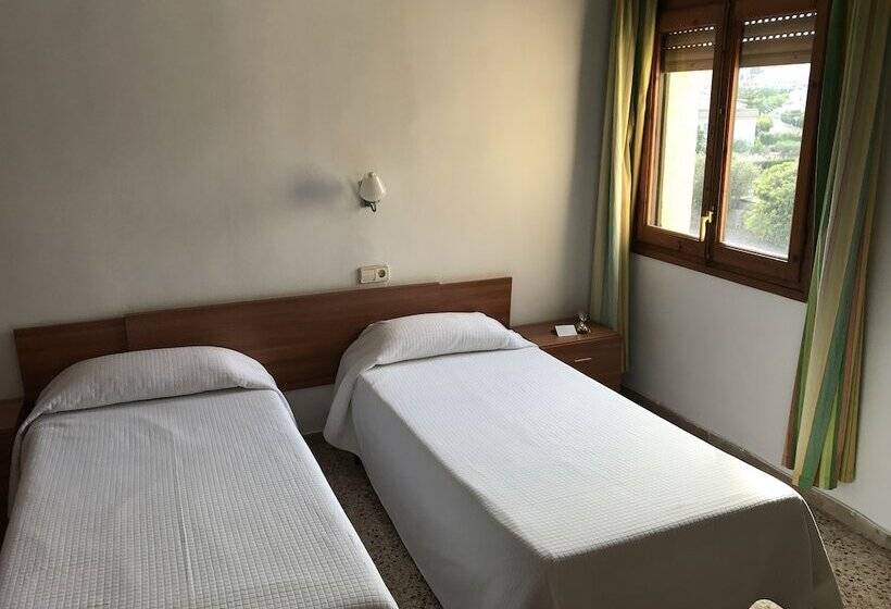 Пансион Torredembarra