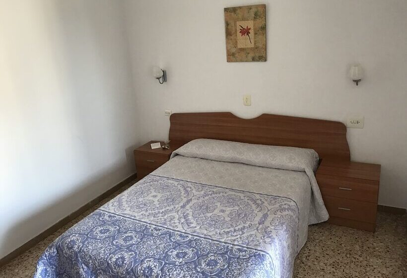 Пансион Torredembarra